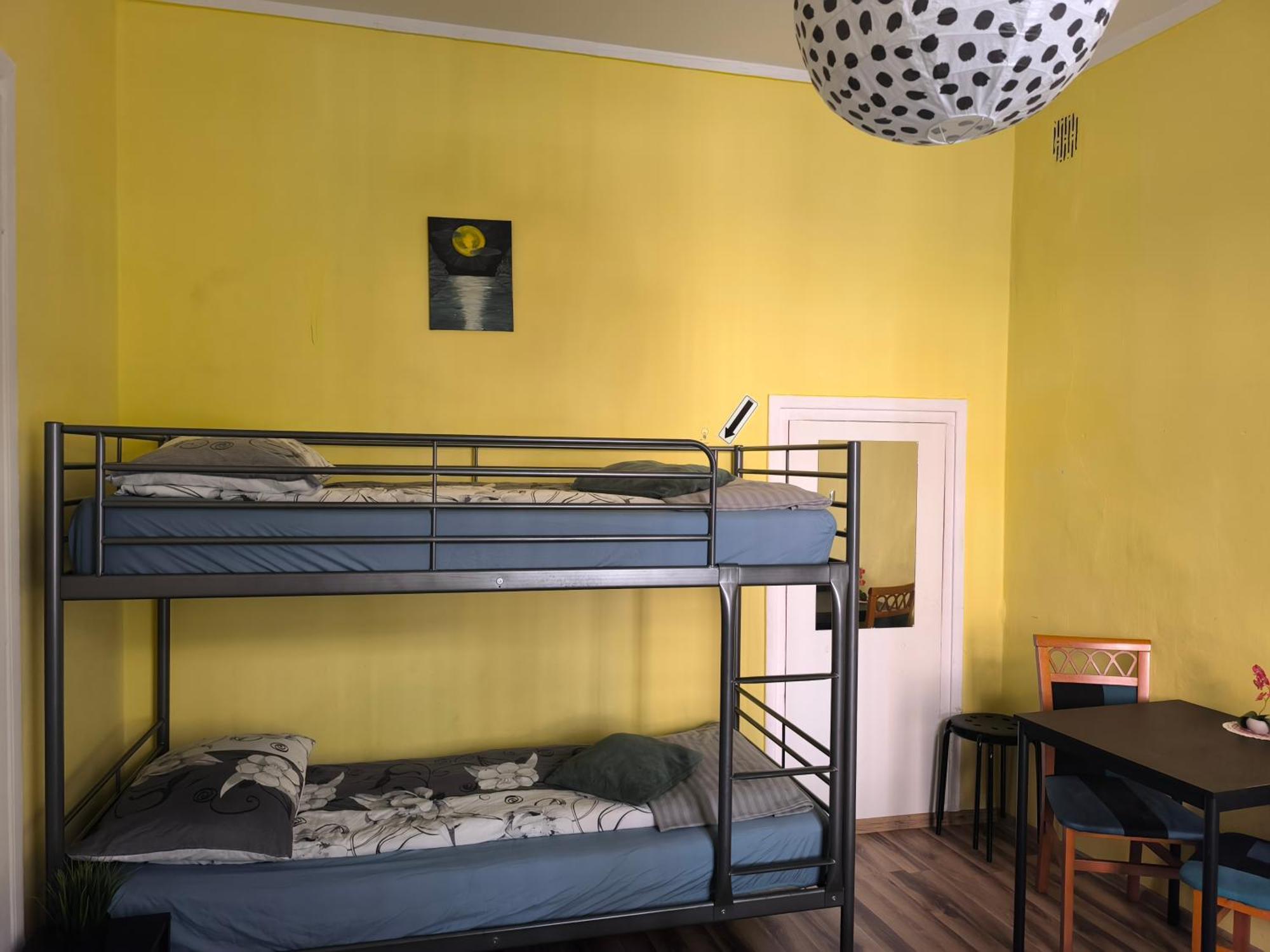 Willa Retro Hostel & Garden — Photos 3
